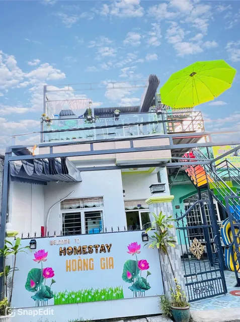 HOMESTAY HOÀNG GIA