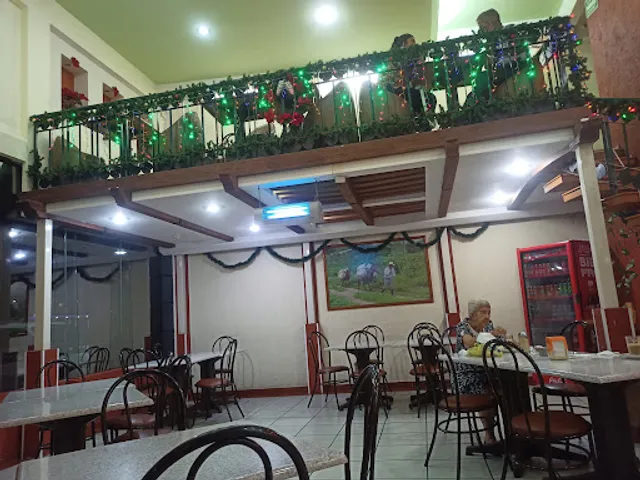 Café Andrade Diver Plaza