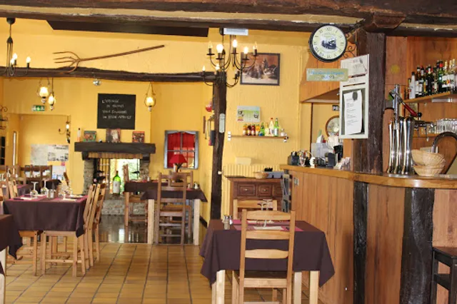 AU FIL DE L'EAU (o'berge de tresmes)