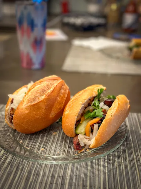 Banh Mi Hoa Phat