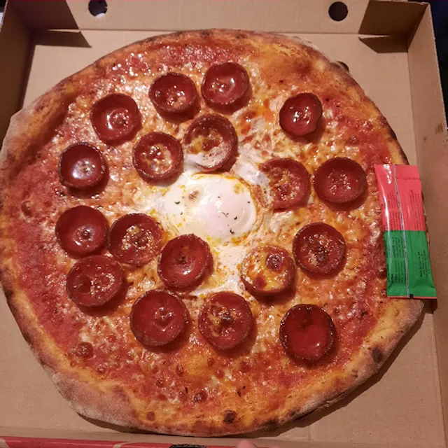 Mega Pizza