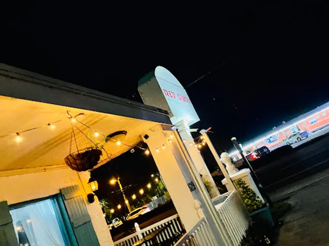 Red Onion Mediterranean Restaurant