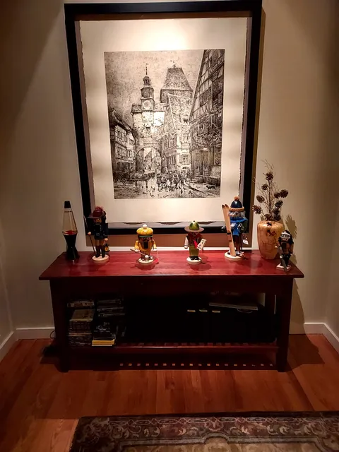 Antique Den & Custom Framing