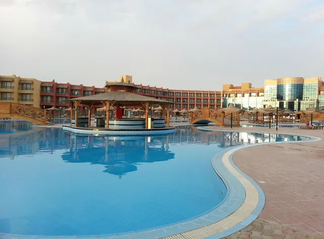 Sinaway Lagoon Hotel & Spa