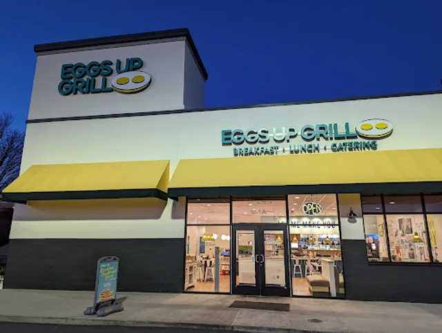 Eggs Up Grill