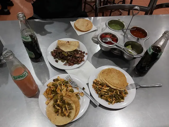 TAQUERÍA LOS AMIGOS