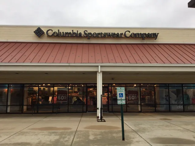 Columbia Factory Store