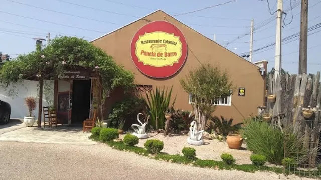 Restaurante Colonial Panela de Barro ,Caminho do Vinho