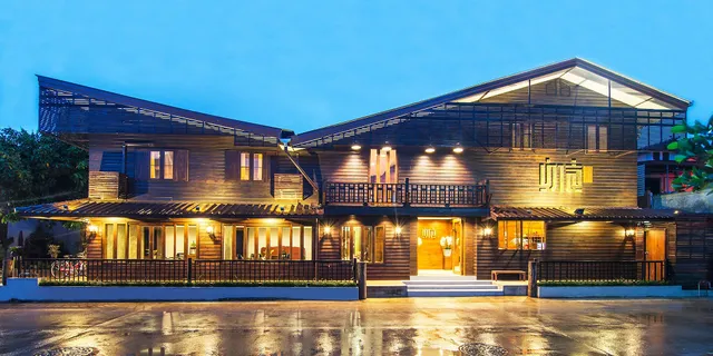 ท่าลี่โฮมสเตด