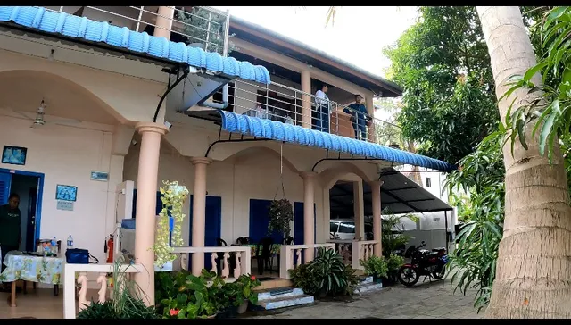 Lagoon Breeze Resort