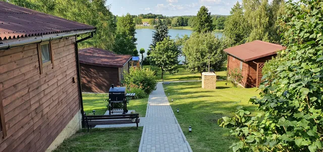 Na Radosnej - Domki nad jeziorem