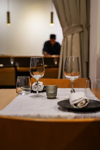 Edomae, Omakase Restaurant