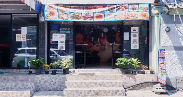Nuch Pattaya Restaurant, Laundry & Motorbike for rent
