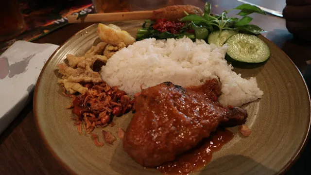 Sate Khas Senayan, Artha Gading