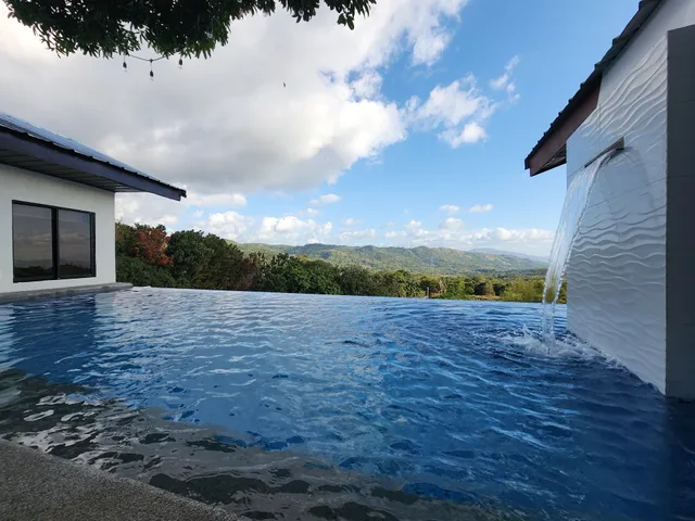 Bakasyunan Resort and Conference Center Tanay