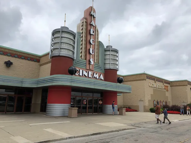 Marcus Crosswoods Cinema