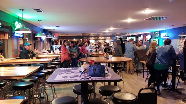 Upper Deck Sports Bar & Grill