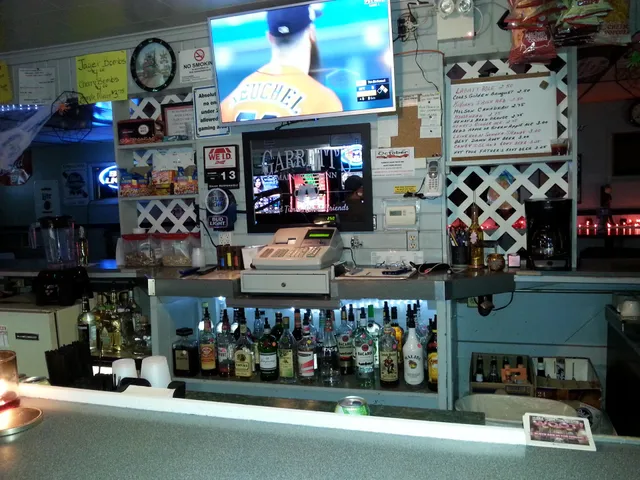 Garrett's Main Track Inn