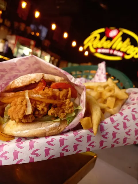 Rebel Wings Centro Sur