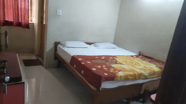 Hotel O National Deluxe Lodge