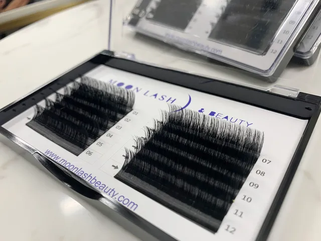 Moon Lash in Buena Park