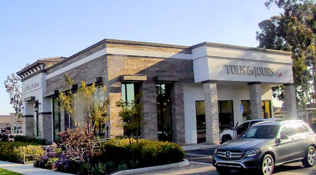 TOUS les JOURS - Cerritos