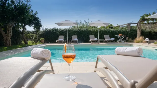 B & B The other half