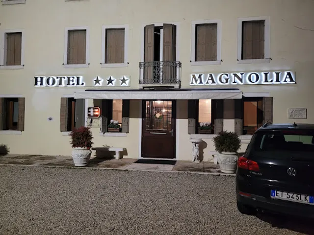 Ristorante Magnolia Sas di Luca Dalla Verde