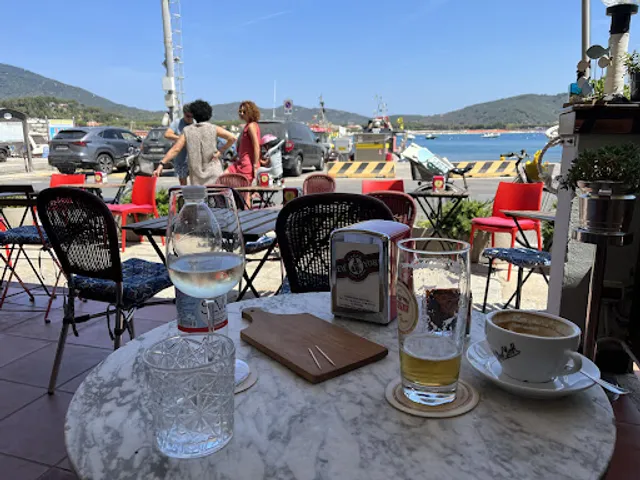 Mirò Wine Bar di ESSEGI SNC Di Inguanta S. & Parrini G.