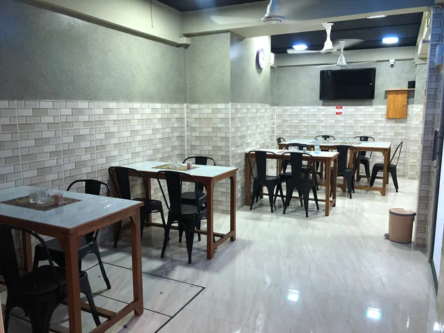 BRUNCH HOUSE (south indian restaurant)