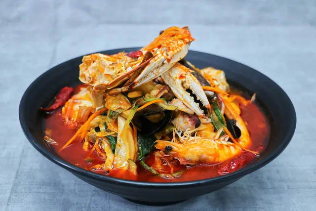 Jeong’s Noodle Garden Grove 정현영 짬뽕