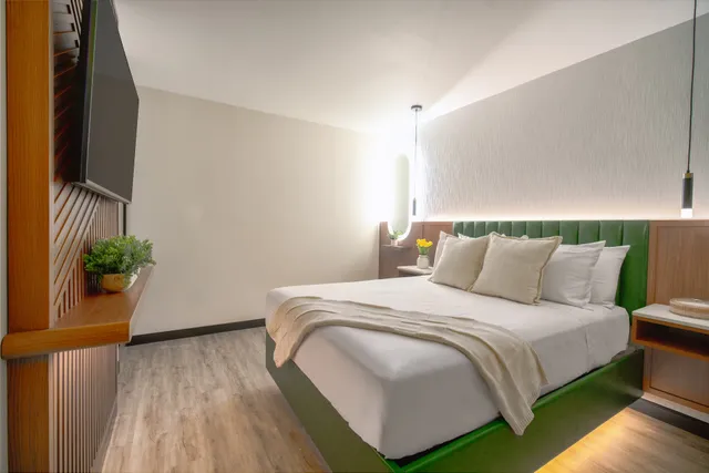 LYFE INN & SUITES by AGA - North Hollywood Universal Studios