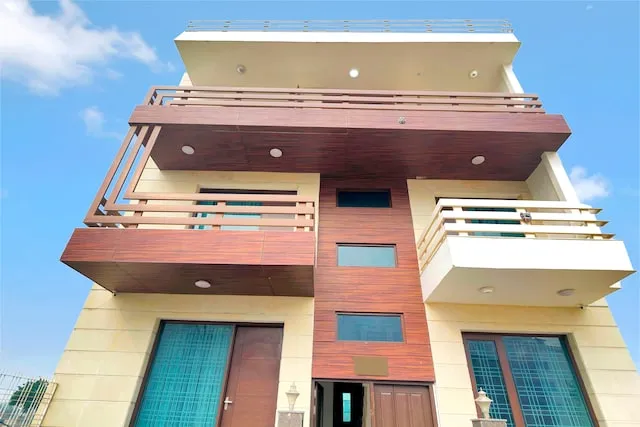 Collection O 8332 Moonlight Residency