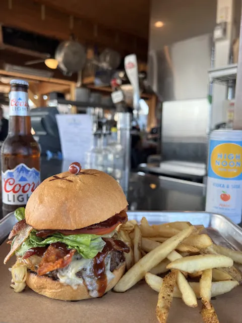 Driftwood Tiki Bar - Sea Bright