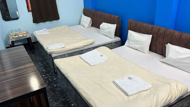 Hitarth Palace pg House