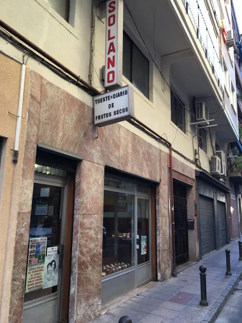 Tostadero Solano, frutos secos artesanos. Fundada en 1941.