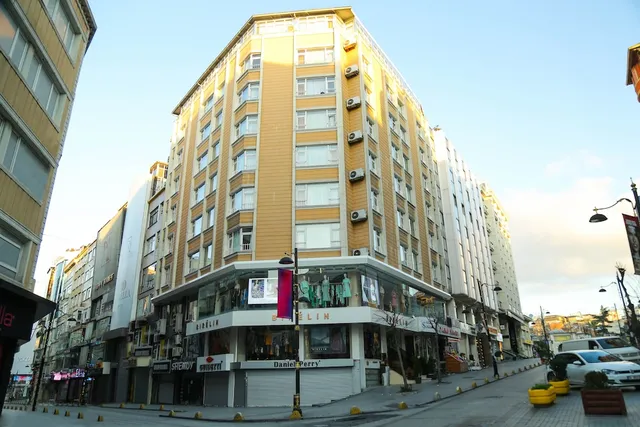 HOTEL ŞAHİNLER
