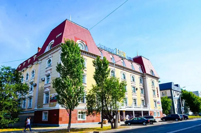 Hotel Lion