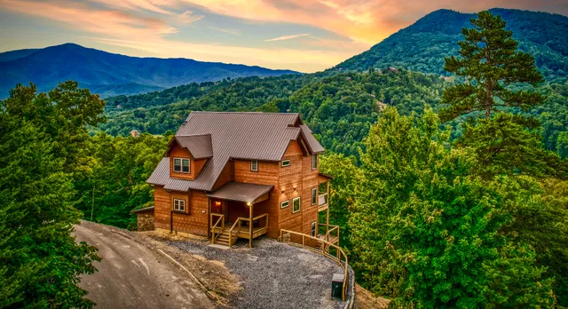The Dancing Firefly Cabin