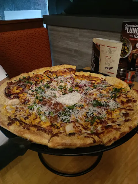 Boston´s PIzza Patio Universidad