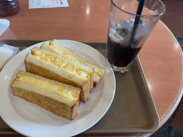 Holly’s Café - The Big Daianji