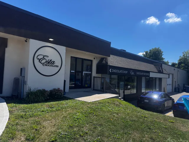 Esta Chocolates