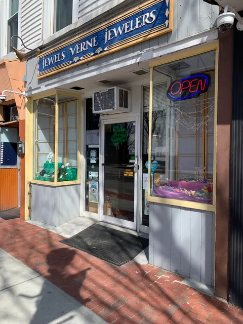 Jewels Verne Jewelers