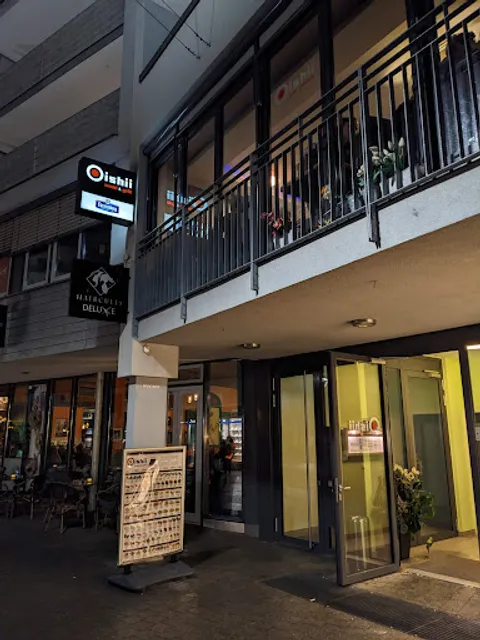 Oishii Sushi & Grill