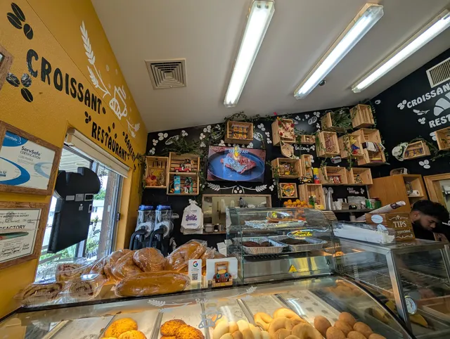 Croissant Bakery Restaurant