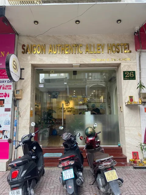 Saigon Authentic Alley Hostel & Tours
