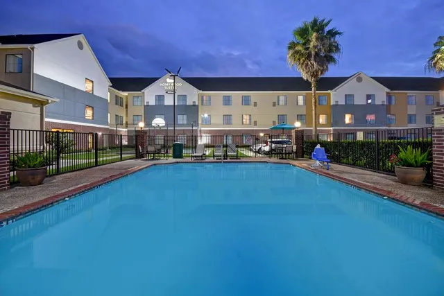 Homewood Suites By Hilton Houston IAH Airport Beltway 8