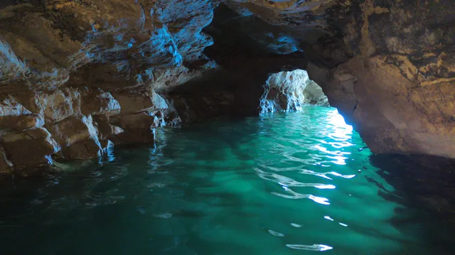 Swimming cave
