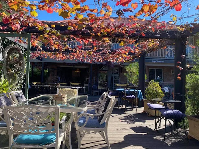 Angel Sussurri Restaurant and Manor House