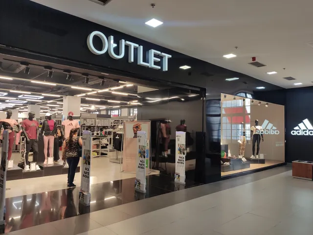 adidas Outlet Store São Paulo, Shopping Light